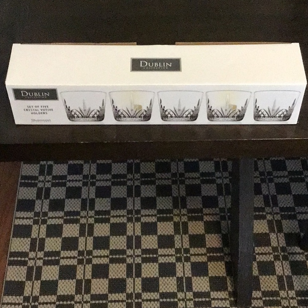 BNIB Dublin Set of 5 Crystal Votive Holders (includes votive candles)